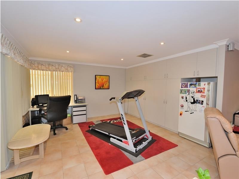 12 Silkwood Way, Beechboro WA 6063