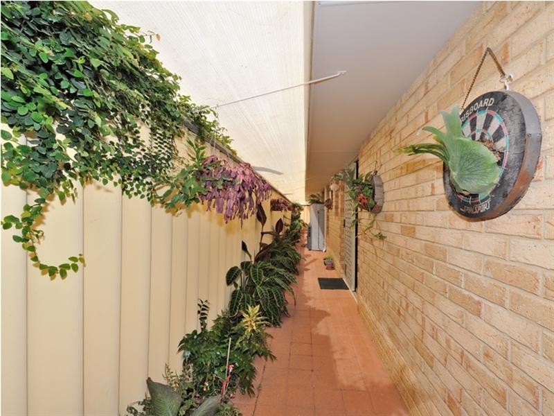 12 Silkwood Way, Beechboro WA 6063