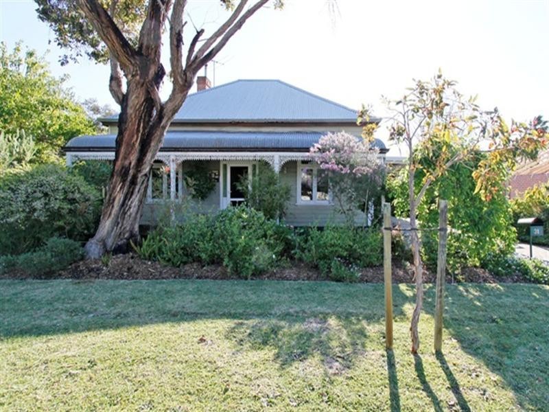 31 Fifth Avenue, Bassendean WA 6054