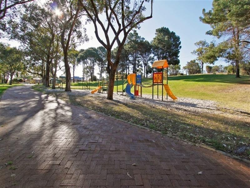 31 Fifth Avenue, Bassendean WA 6054