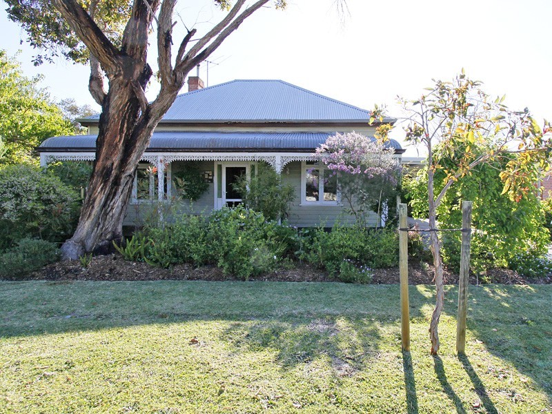 31 Fifth Avenue, Bassendean WA 6054