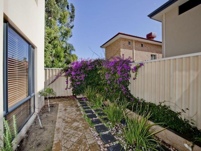 5C Thurlow Avenue, Yokine WA 6060