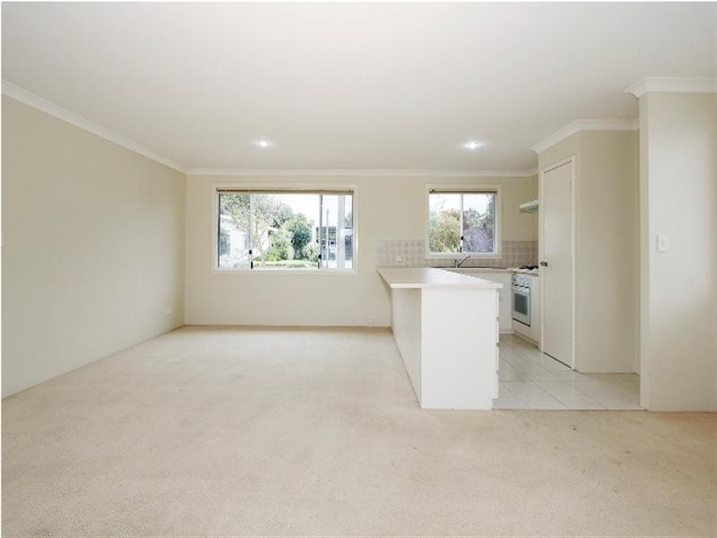 8 Sudlow Street, Embleton WA 6062