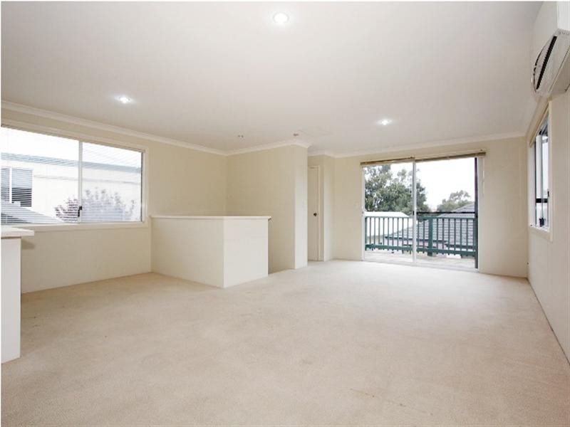 8 Sudlow Street, Embleton WA 6062