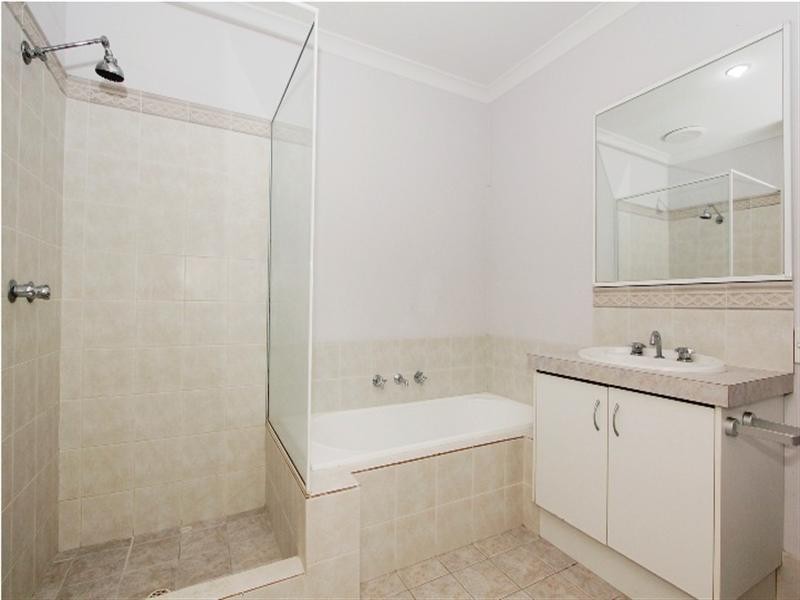 8 Sudlow Street, Embleton WA 6062