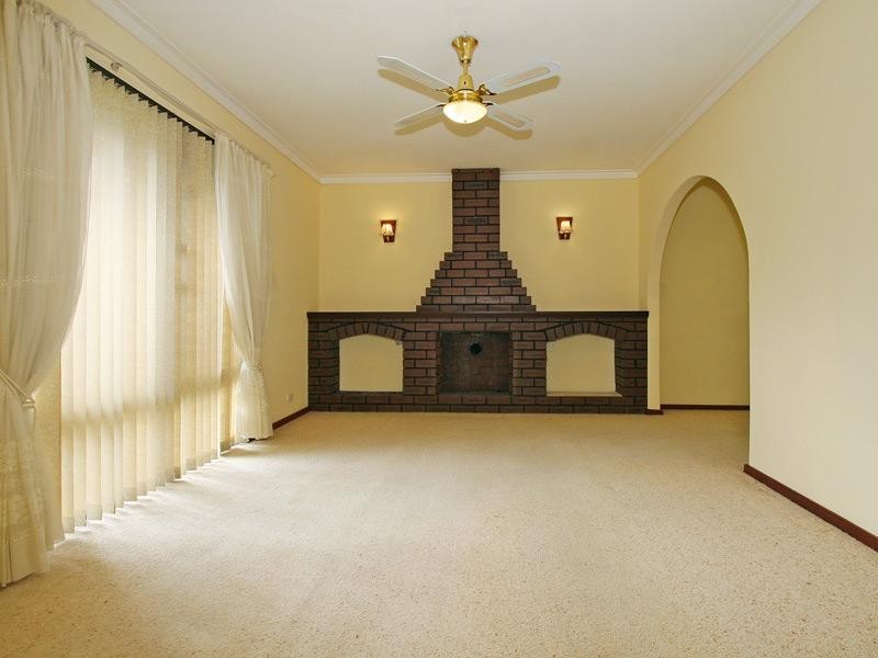 2 Babington Crescent, Bayswater WA 6053