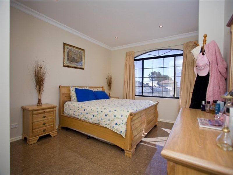 23 Foxfield Road, Darch WA 6065