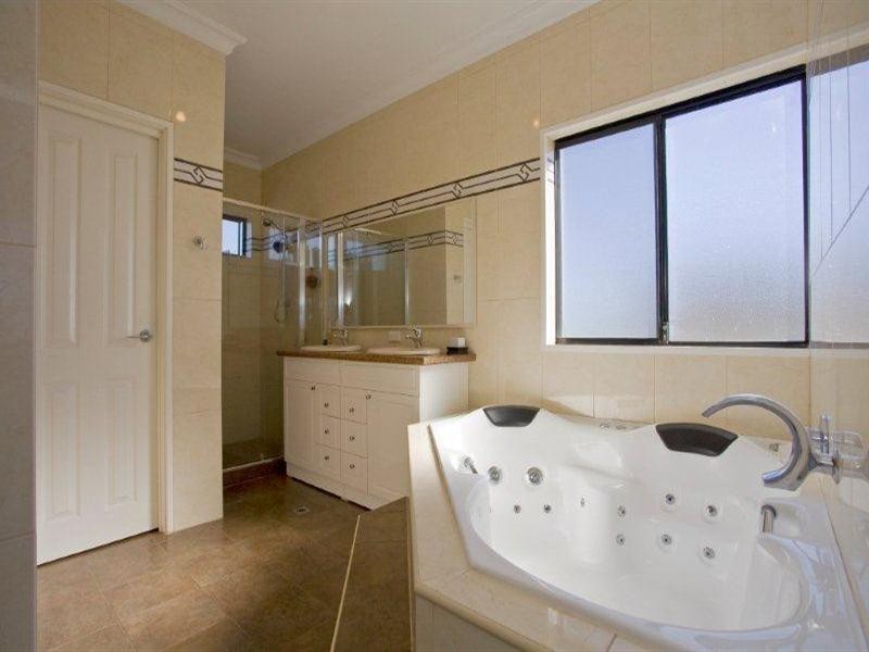 23 Foxfield Road, Darch WA 6065