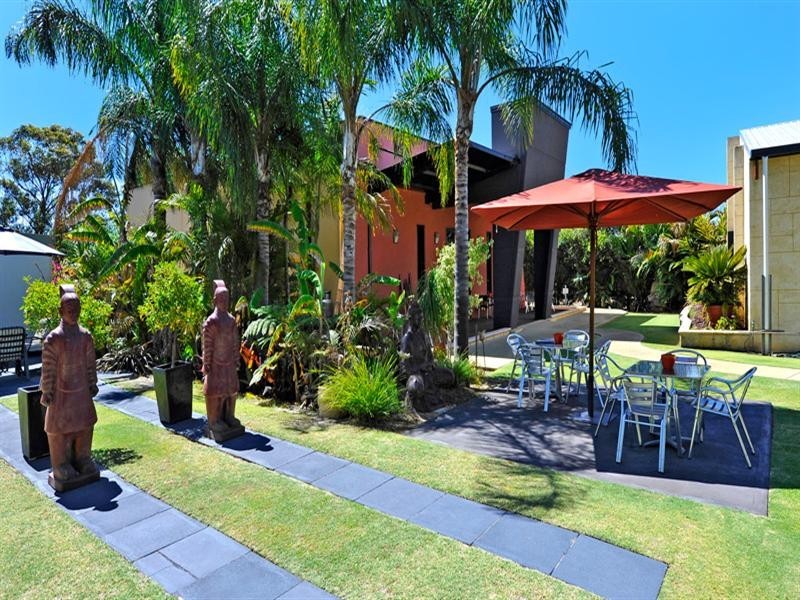 5 Hyem Road, Herne Hill WA 6056