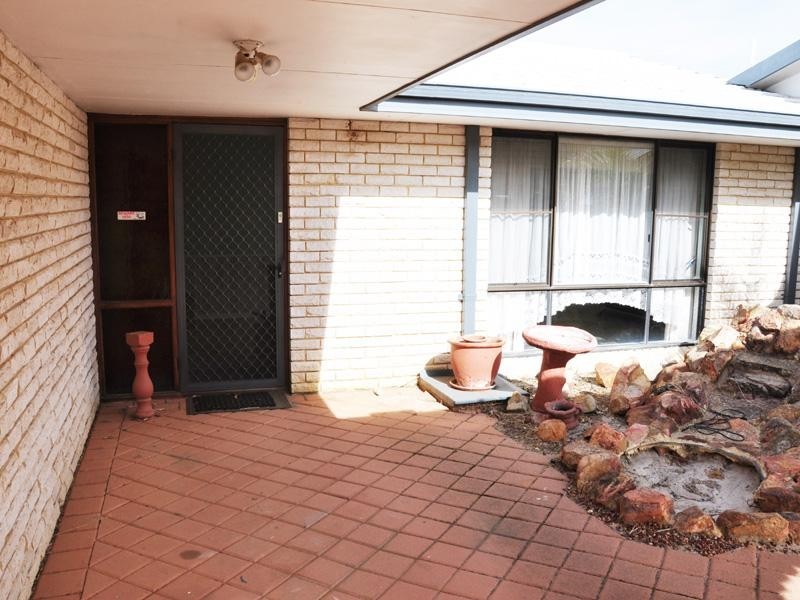 14 Prichard Road, Greenmount WA 6056