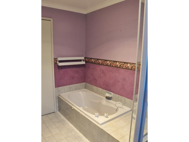 14 Prichard Road, Greenmount WA 6056