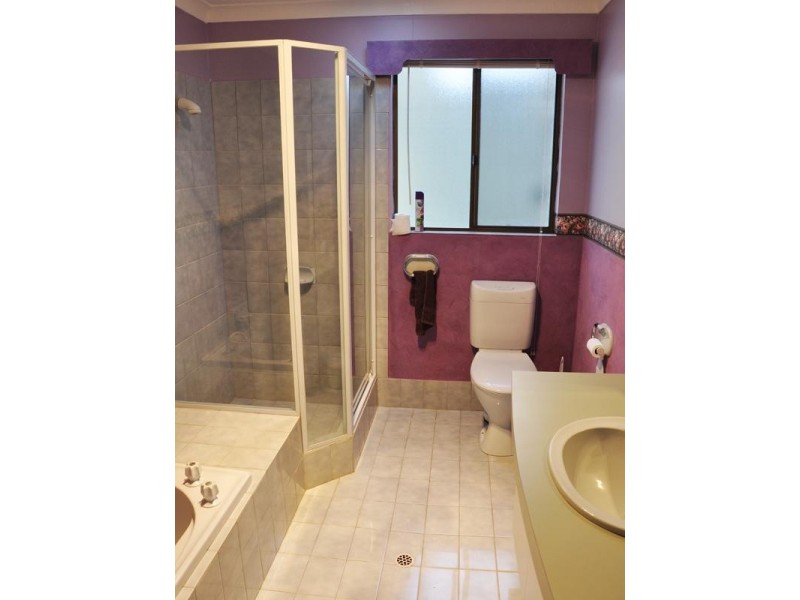 14 Prichard Road, Greenmount WA 6056