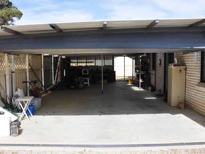 14 Prichard Road, Greenmount WA 6056