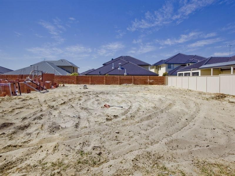 13 Kokoda Boulvard, Dianella WA 6059