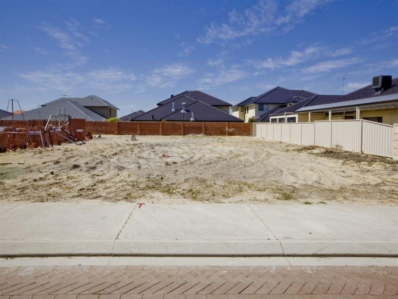 13 Kokoda Boulvard, Dianella WA 6059