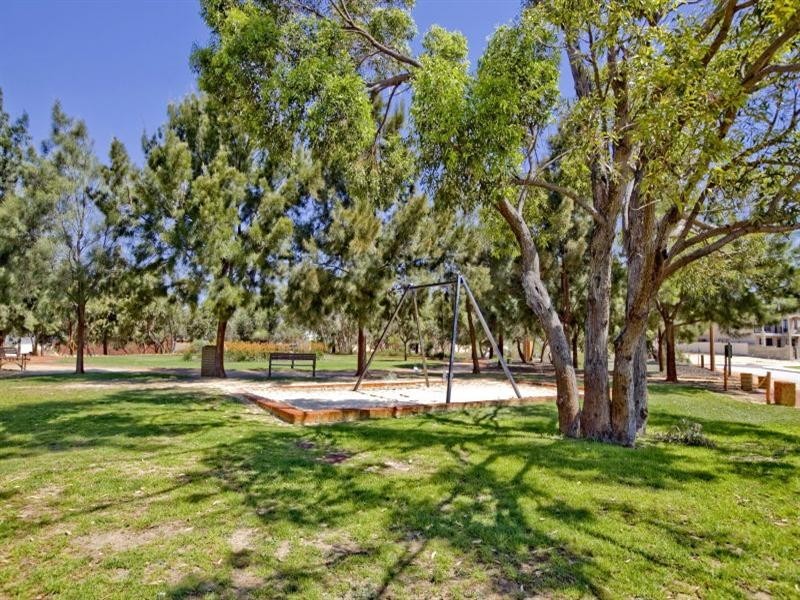 13 Kokoda Boulvard, Dianella WA 6059