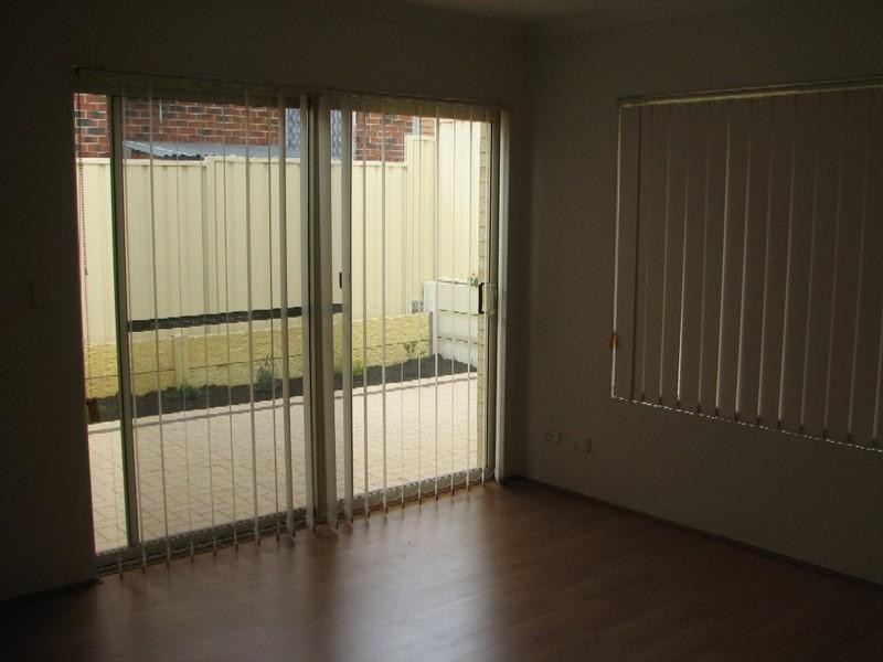 10 Almurta Street, Nollamara WA 6061