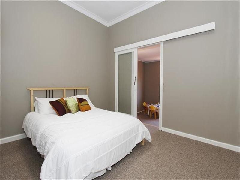 57 Fourth Avenue, Bassendean WA 6054