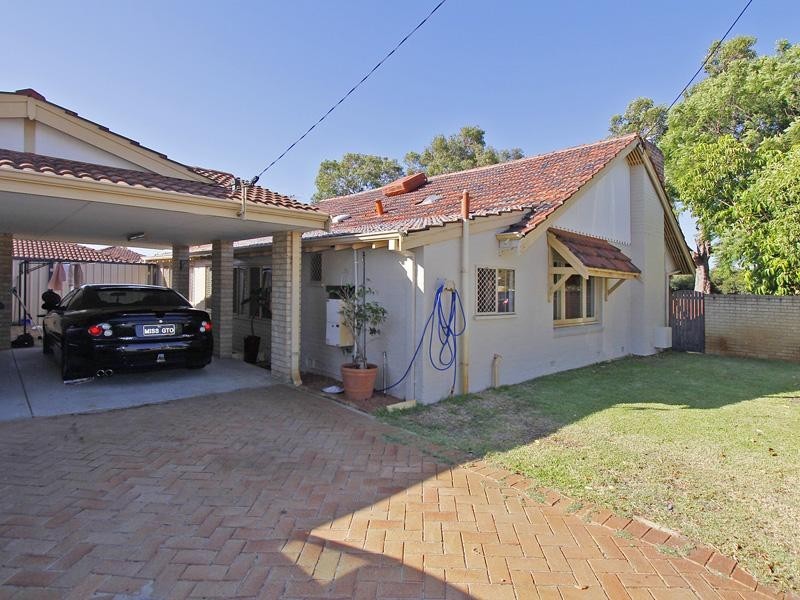 77 Wellington Road, Dianella WA 6059