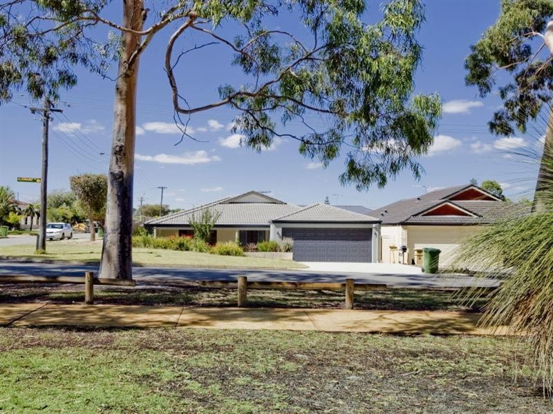 23 Alderhurst Crescent, Bayswater WA 6053