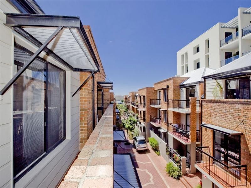 28/120 Lake Street, Perth WA 6000