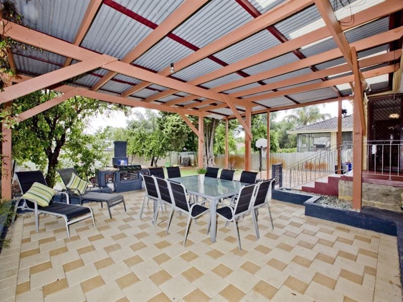 42 Glover Street, Dianella WA 6059