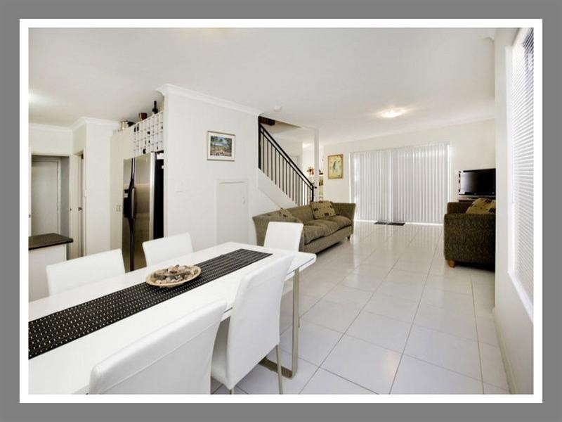 17c Woodchester Road, Nollamara WA 6061