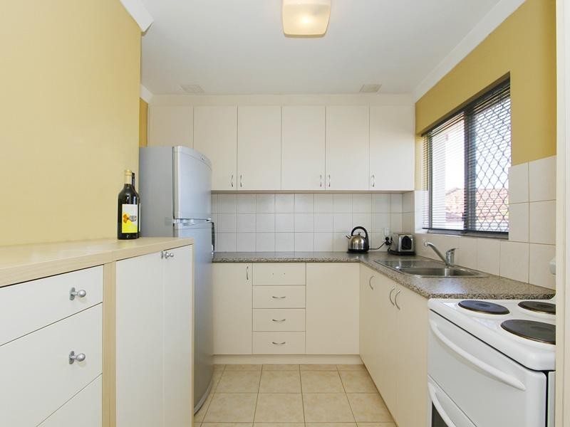 11/16 Eighth Avenue, Maylands WA 6051