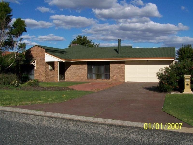 33 Celina Crescent, Kingsley WA 6026