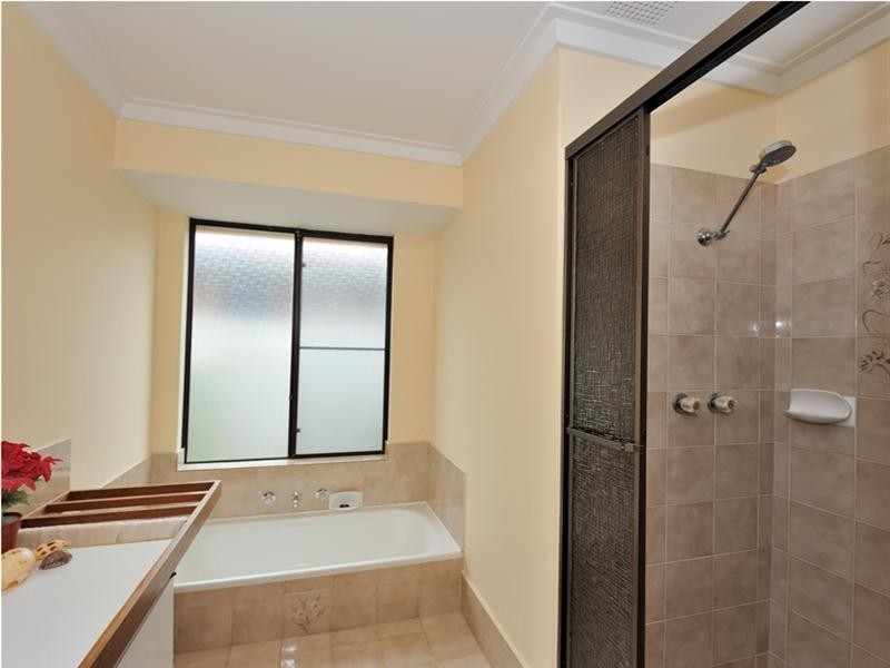 33 Celina Crescent, Kingsley WA 6026