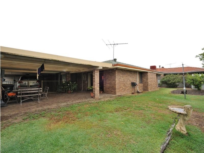 33 Celina Crescent, Kingsley WA 6026