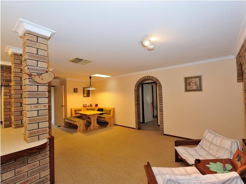 33 Celina Crescent, Kingsley WA 6026