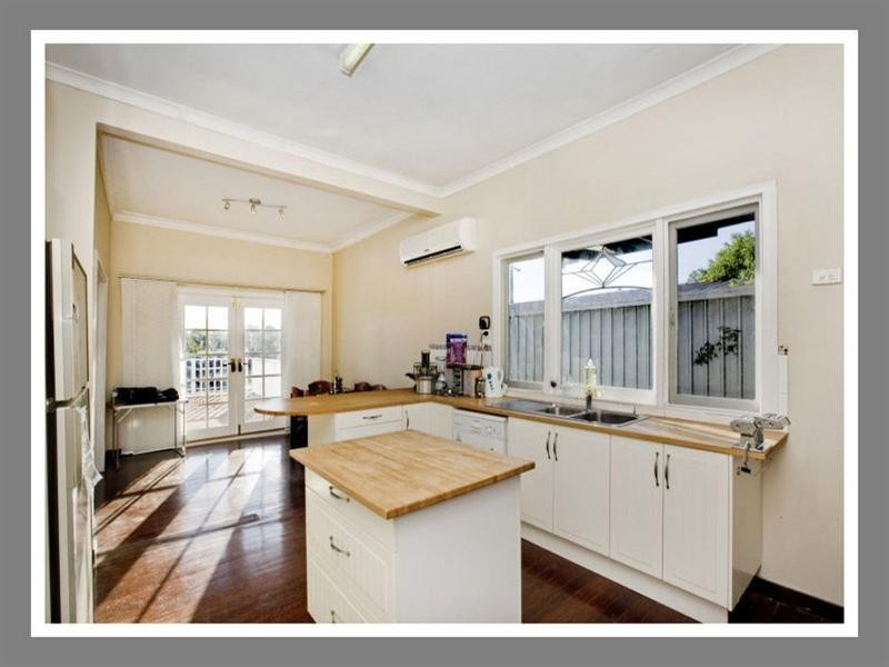 1/25 Newton Street, Bayswater WA 6053