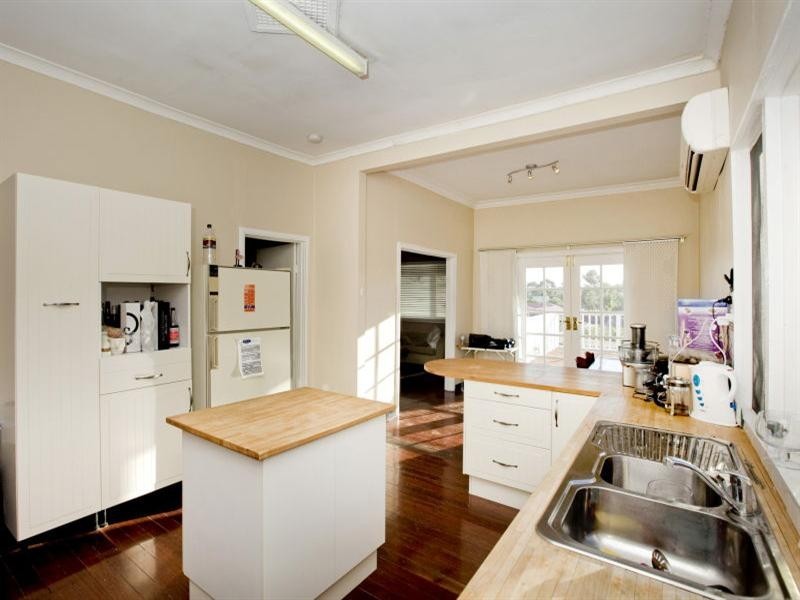 1/25 Newton Street, Bayswater WA 6053