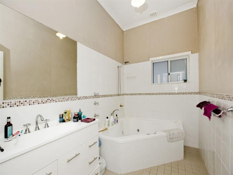 1/25 Newton Street, Bayswater WA 6053