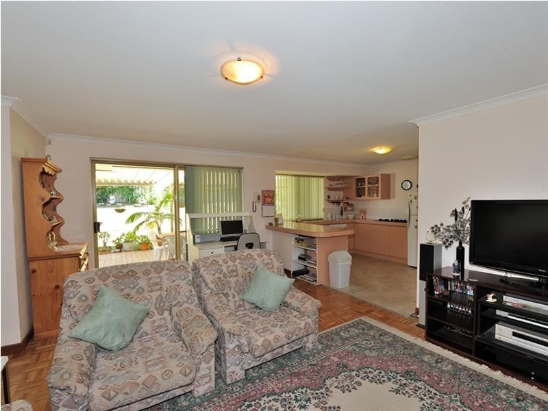 37 Pentecost Avenue, Beechboro WA 6063