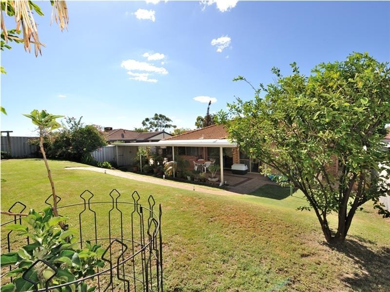 37 Pentecost Avenue, Beechboro WA 6063