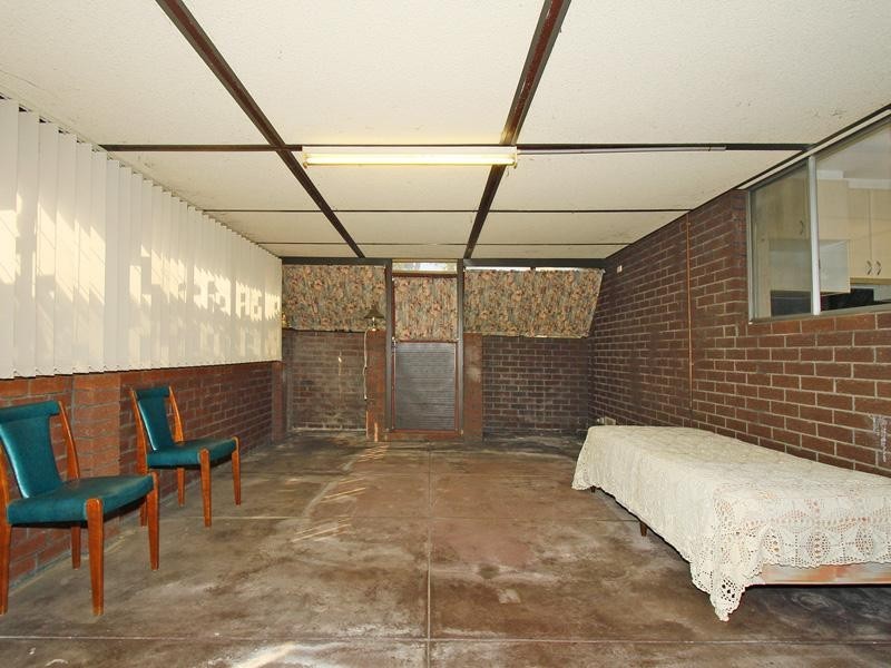 5 Barlee Way, Beechboro WA 6063