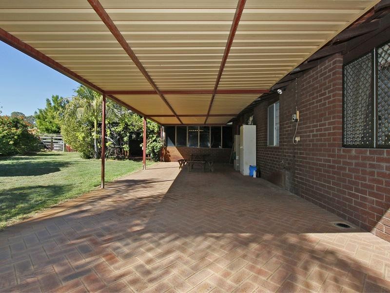 5 Barlee Way, Beechboro WA 6063