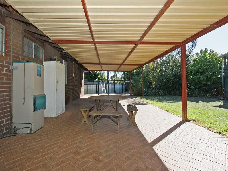 5 Barlee Way, Beechboro WA 6063