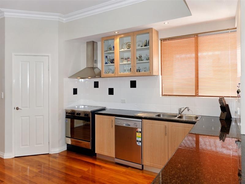 10 Kokoda Boulevard, Dianella WA 6059