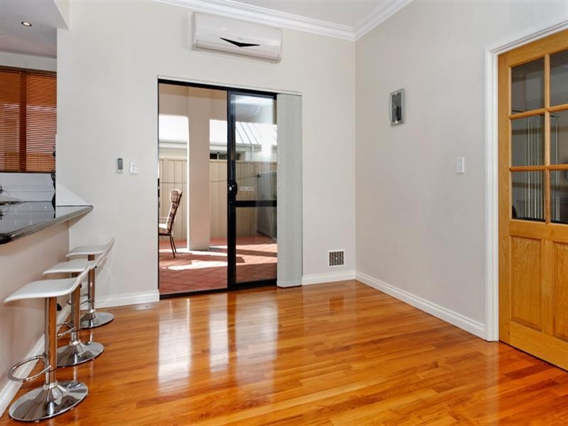 10 Kokoda Boulevard, Dianella WA 6059