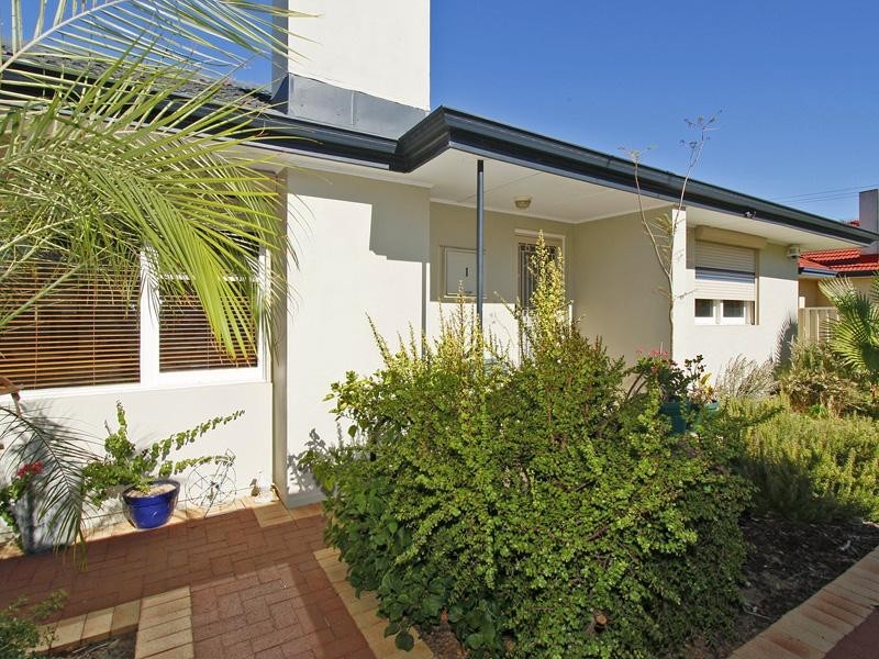 1 Guildford Road, Bassendean WA 6054