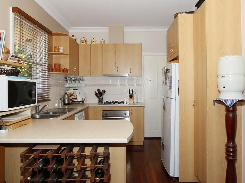 1 Guildford Road, Bassendean WA 6054