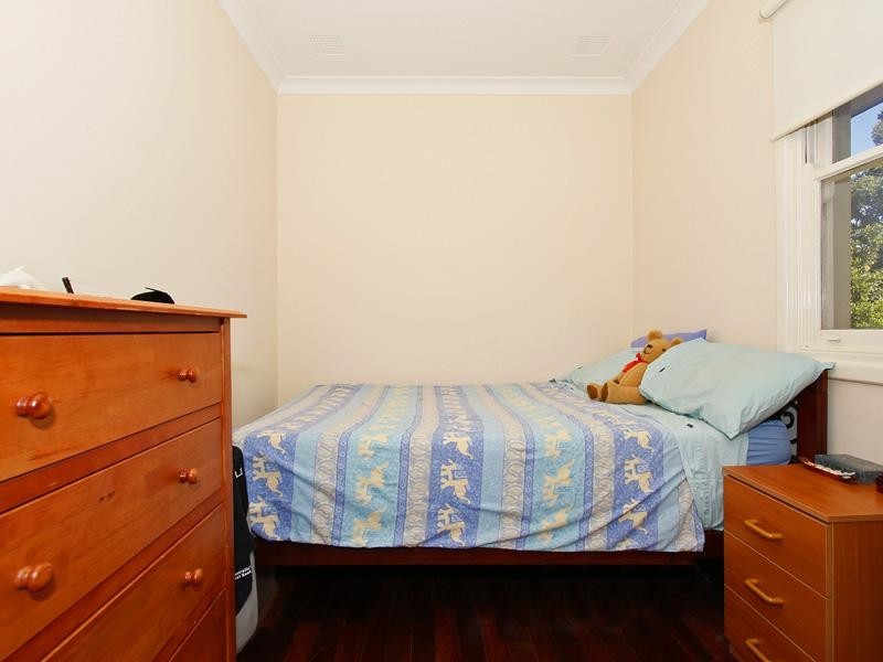 1 Guildford Road, Bassendean WA 6054