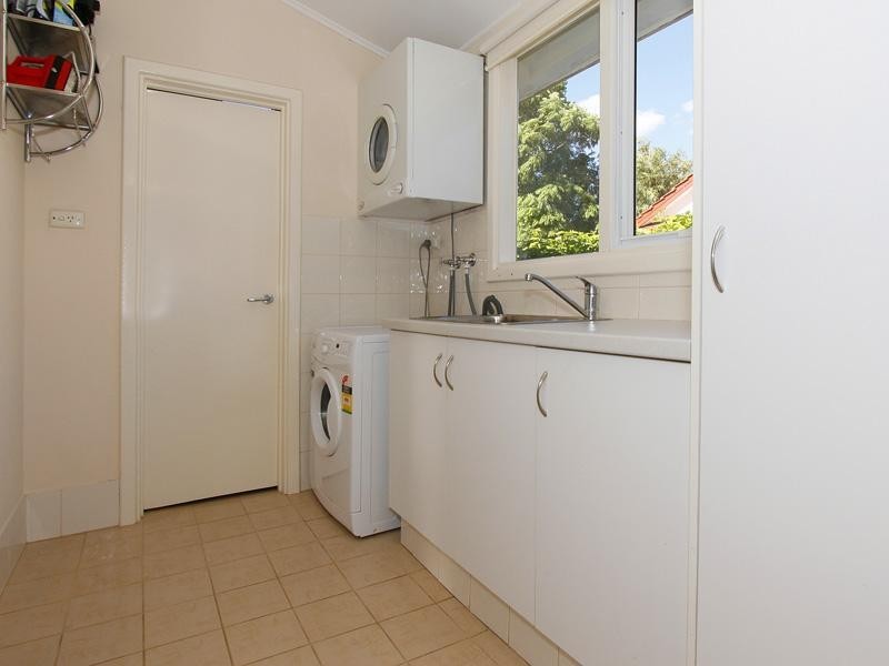 1 Guildford Road, Bassendean WA 6054