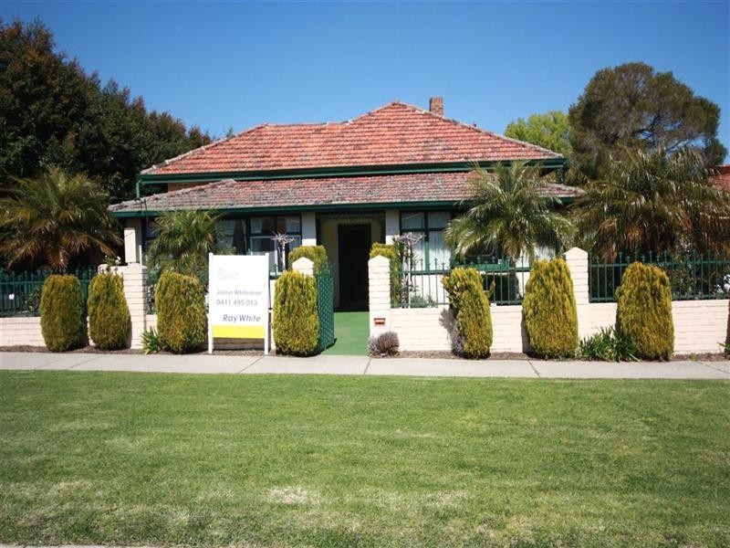 17 Holmesdale Road, Woodbridge WA 6056