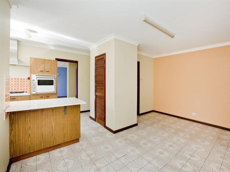 31 Broadway, Embleton WA 6062