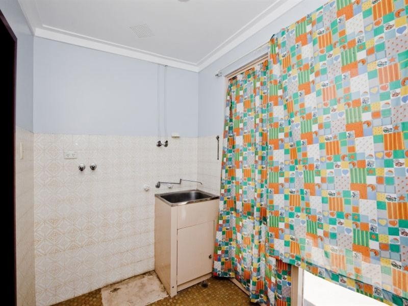 31 Broadway, Embleton WA 6062