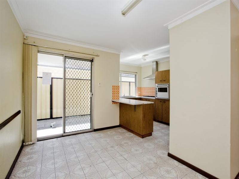 31 Broadway, Embleton WA 6062